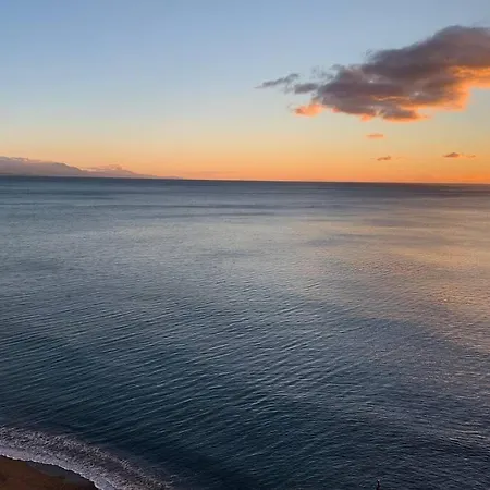 Апартаменты Amazing Frontline Sea Views Castillo Del Vigia *